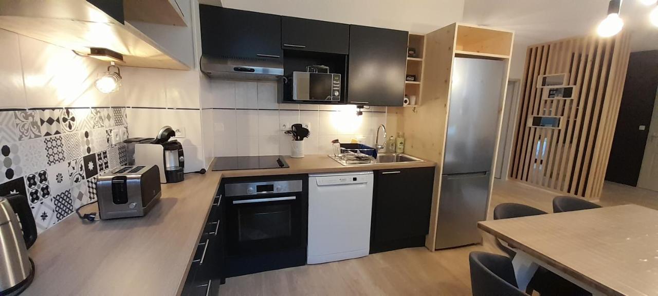 Très bel appartement T3 HYPER CENTRE ENTIEREMENT RENOVE EN 2022 Luz-Saint-Sauveur Esterno foto