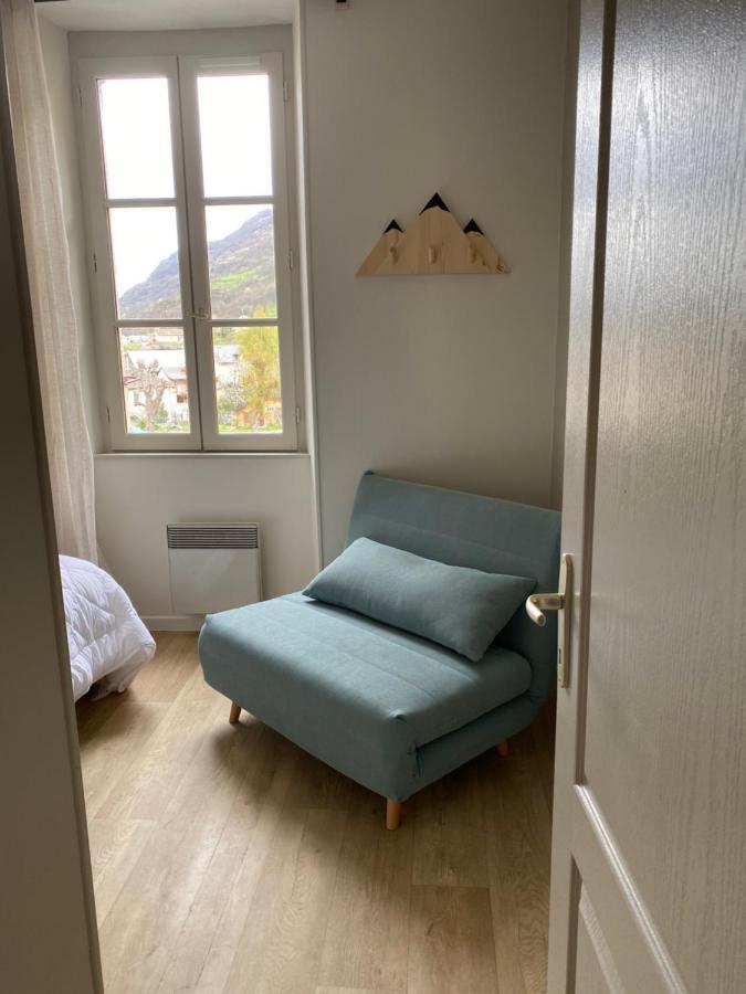 Très bel appartement T3 HYPER CENTRE ENTIEREMENT RENOVE EN 2022 Luz-Saint-Sauveur Esterno foto
